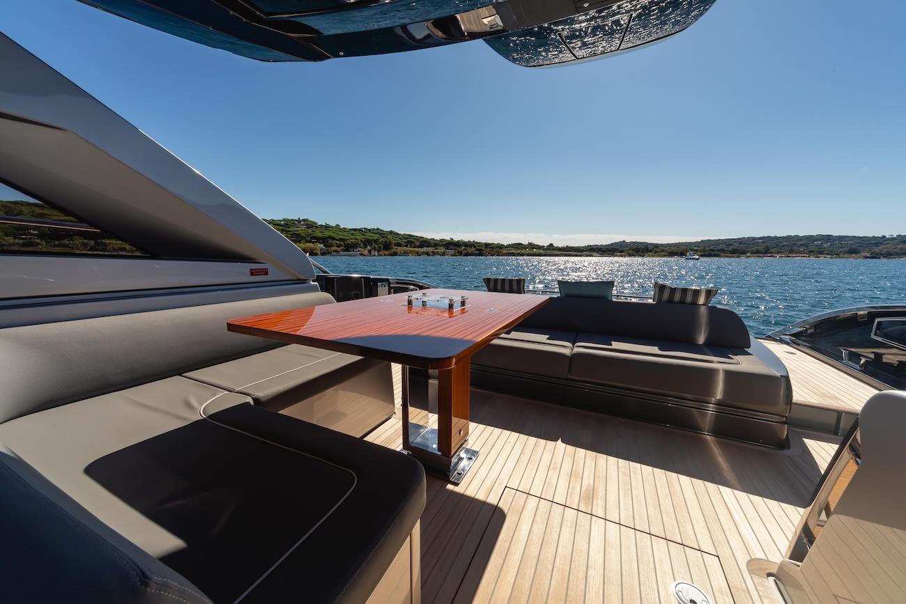 2021 RIVA 66' RIBELLE 